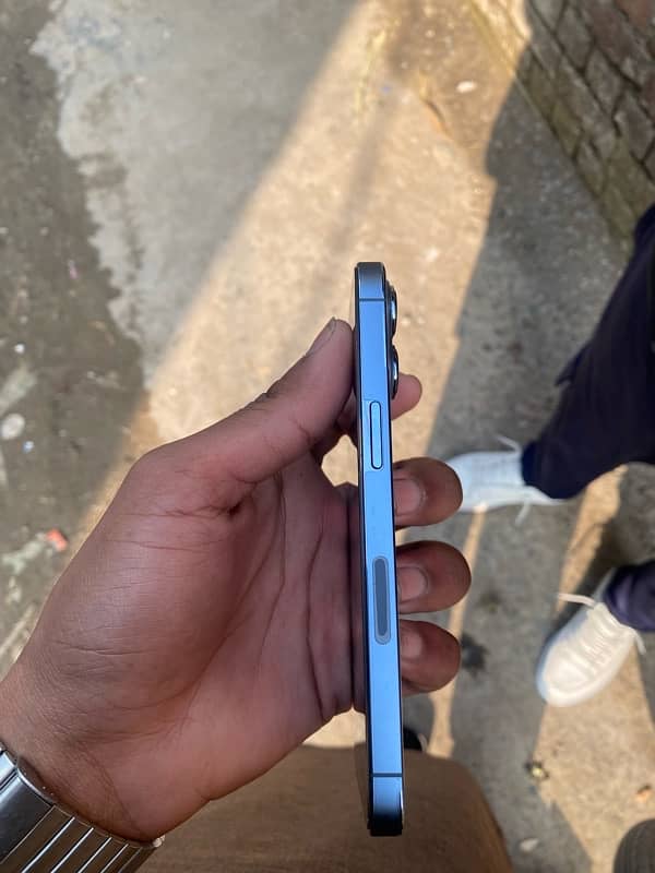 iPhone 13 pro 256GB 2