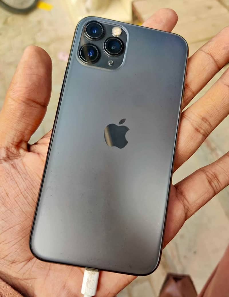 Apple iPhone 11 Pro 0