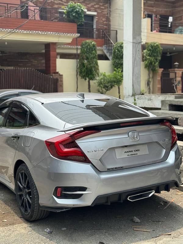 Honda civic x | back lights 3