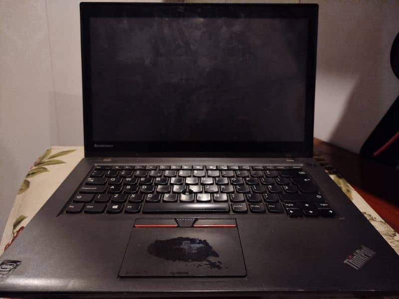 Lenovo ThinkPad T450 with Hp Mouse and Keyboard 1