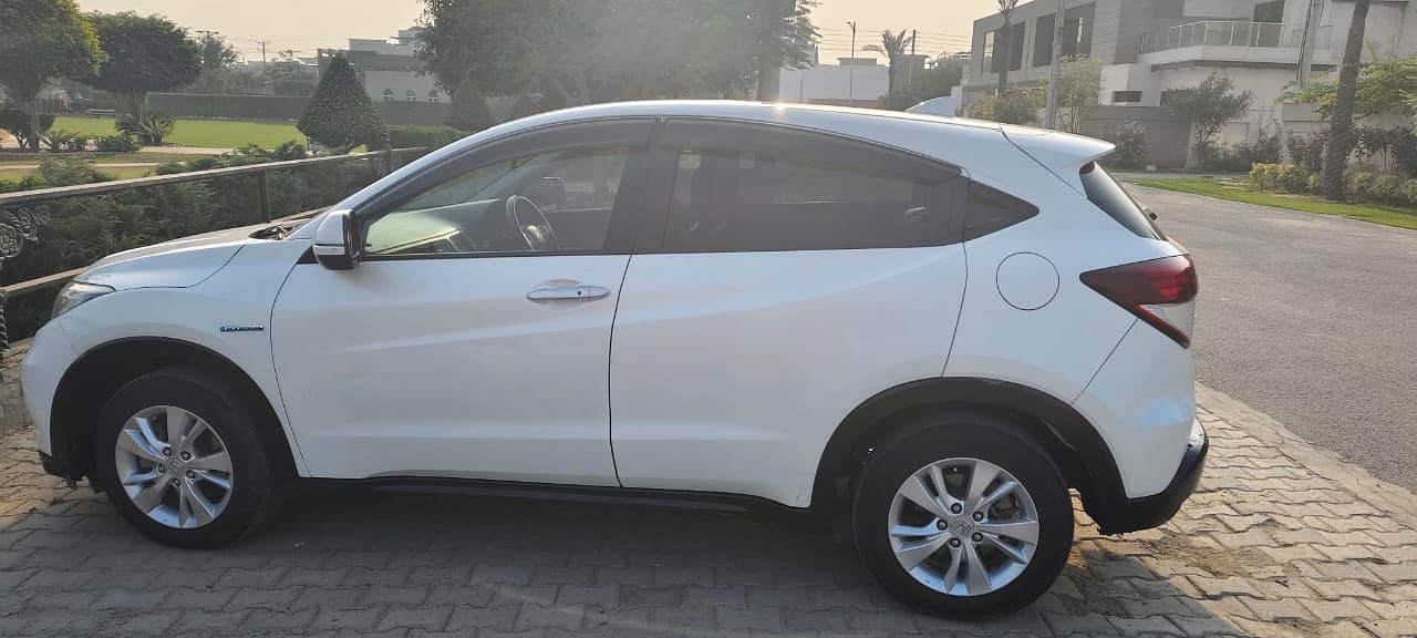 Honda Vezel Hybrid X L Package 2014 2