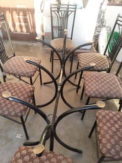 asalam o alaikum iam selling dining table with 7 chair achi qisam ki h