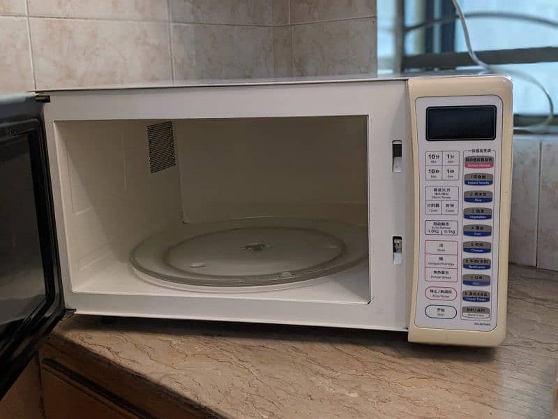 National microwave oven (Orignal Made in Japan) 3