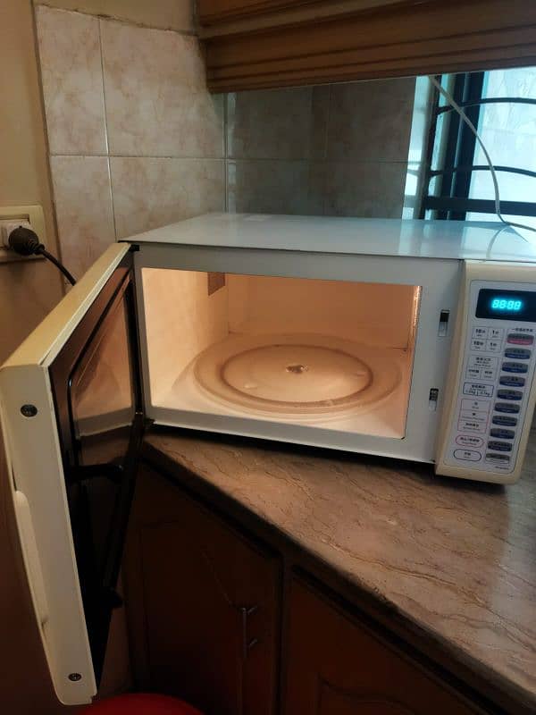 National microwave oven (Orignal Made in Japan) 4