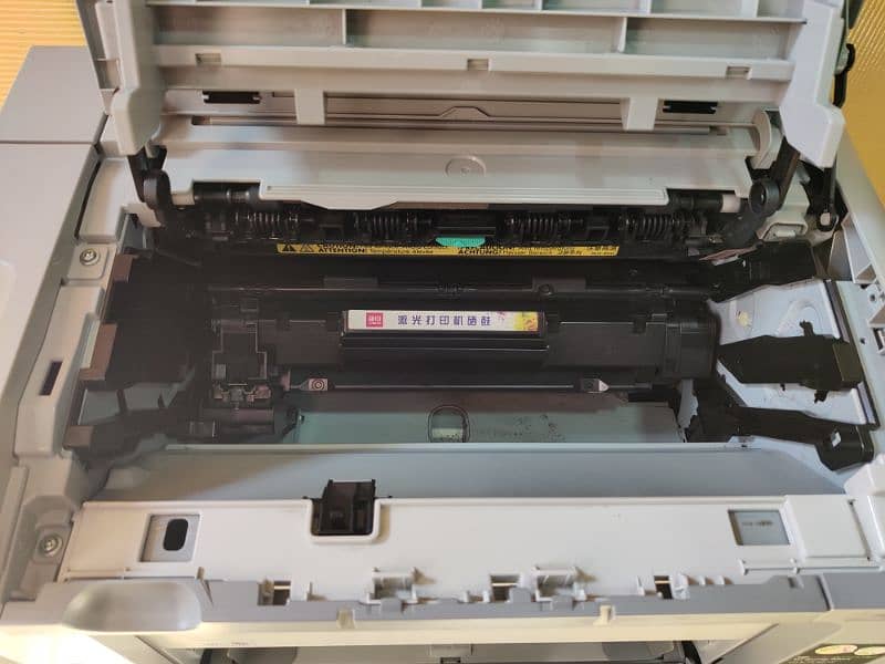 HP 1560 printer 220 volts 4