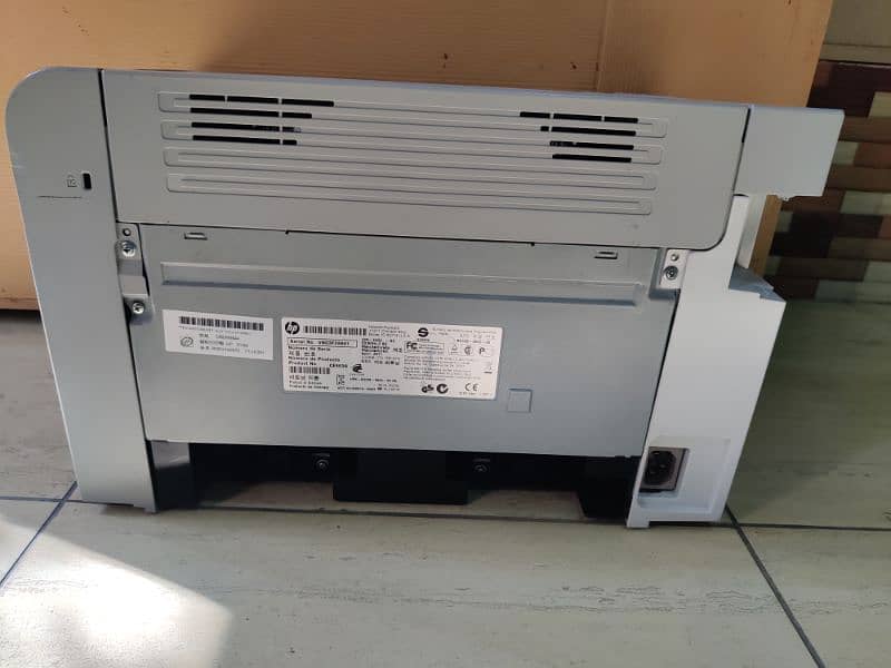 HP 1560 printer 220 volts 5