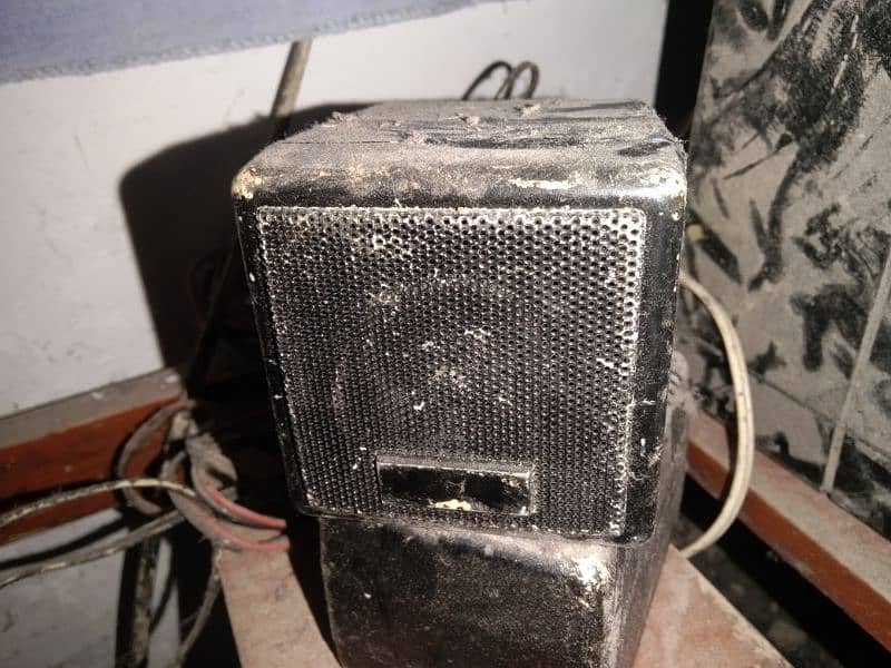 base speakers 2