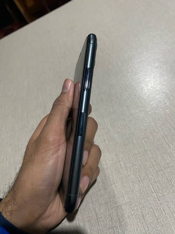 Iphone 11 pro PTA Approved 2