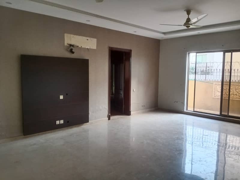 2 KANAL FULL HOUSE IS AVAILABLE FOR RENT IN DHA PHASE 2 Near Lalik Jan Chowk 0