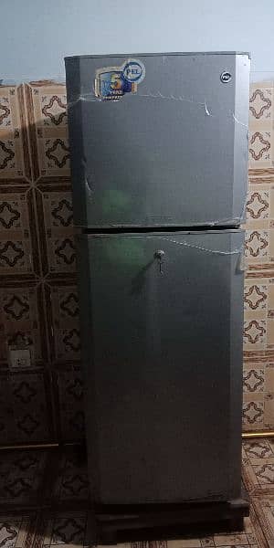 Pel Fridge for sell 3