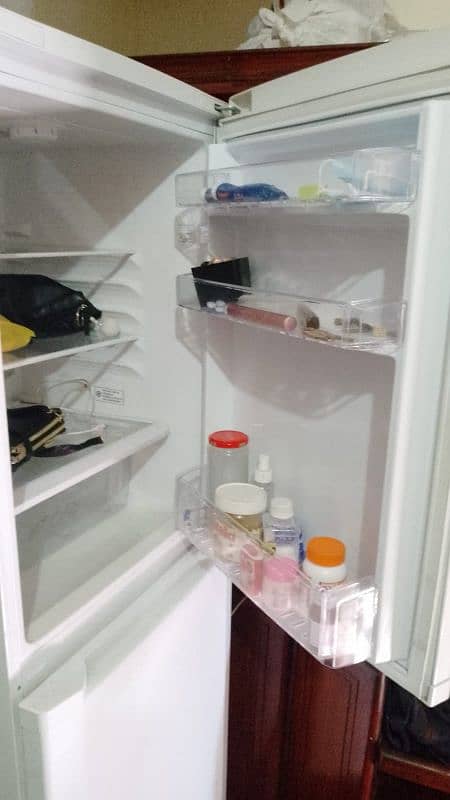 BEKO FRIDGE 3