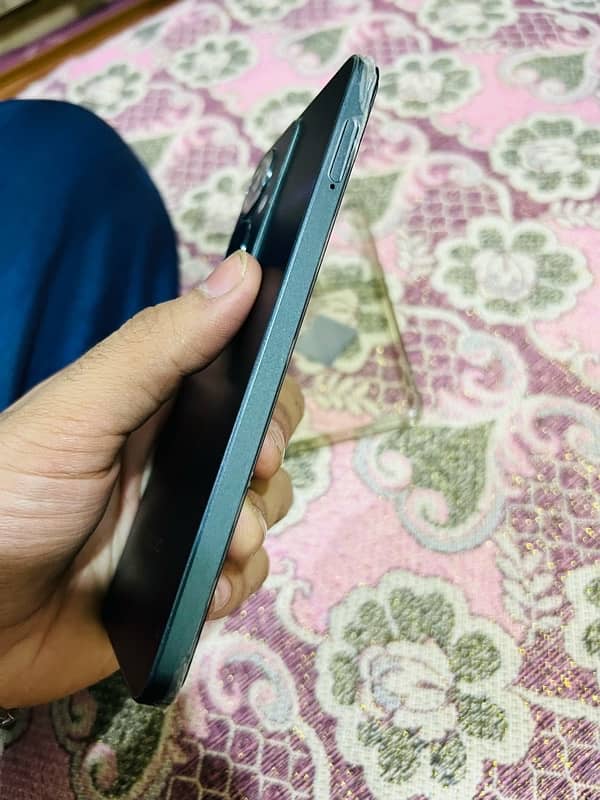 Oppo Reno 11 F 2