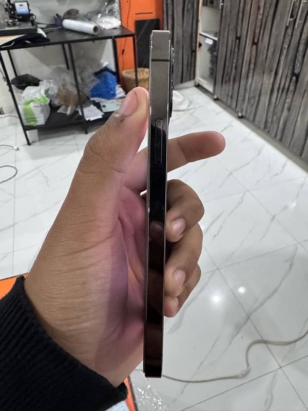 Iphone 12 Pro Non Pta FU 4