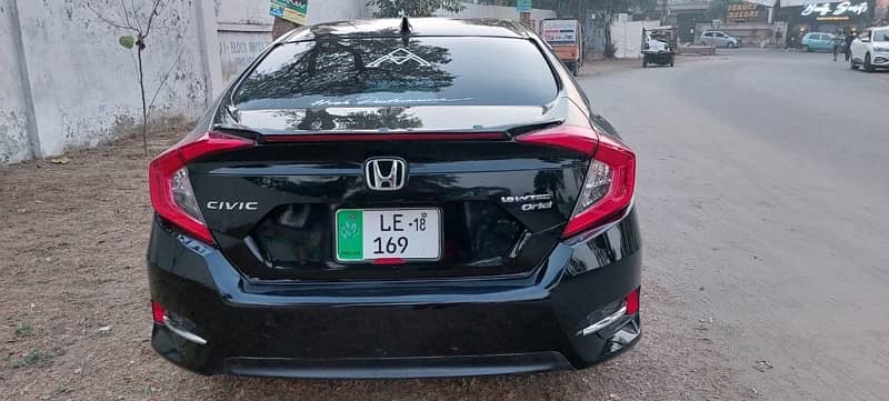 Honda Civic Oriel 2018 1