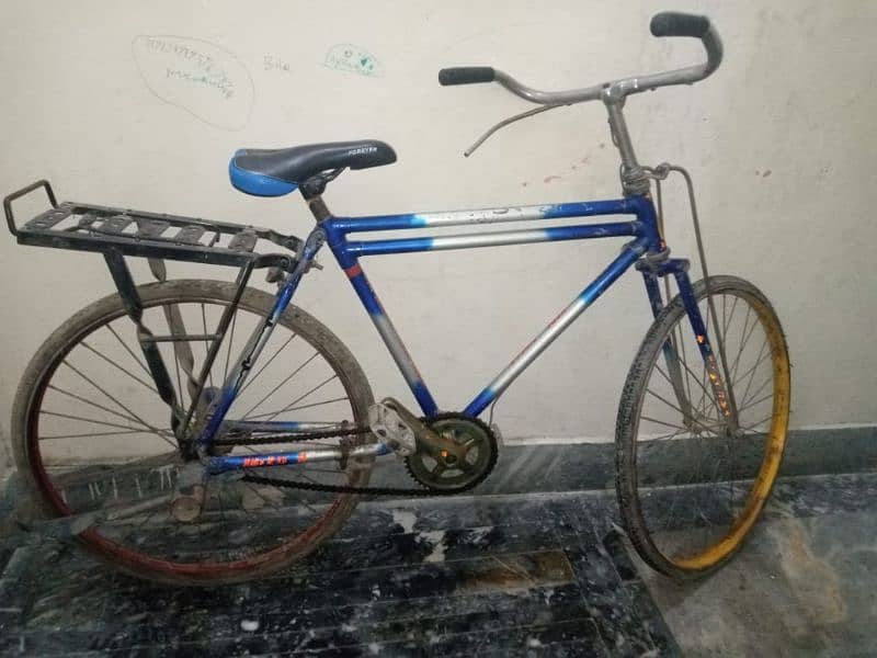 bicycle for sale rs only 5500 /Choti cycle 5000urgent sale fix price 0