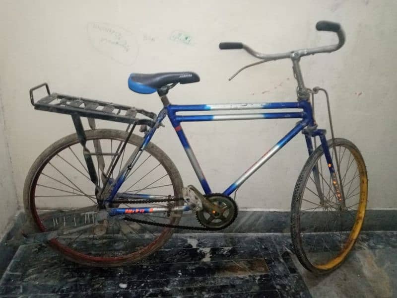 bicycle for sale rs only 5500 /Choti cycle 5000urgent sale fix price 3