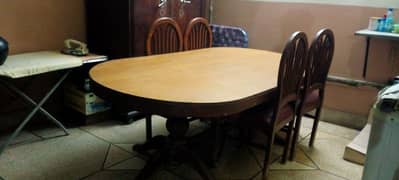 Dining Table with 7/10 Condition & 4 Chairs