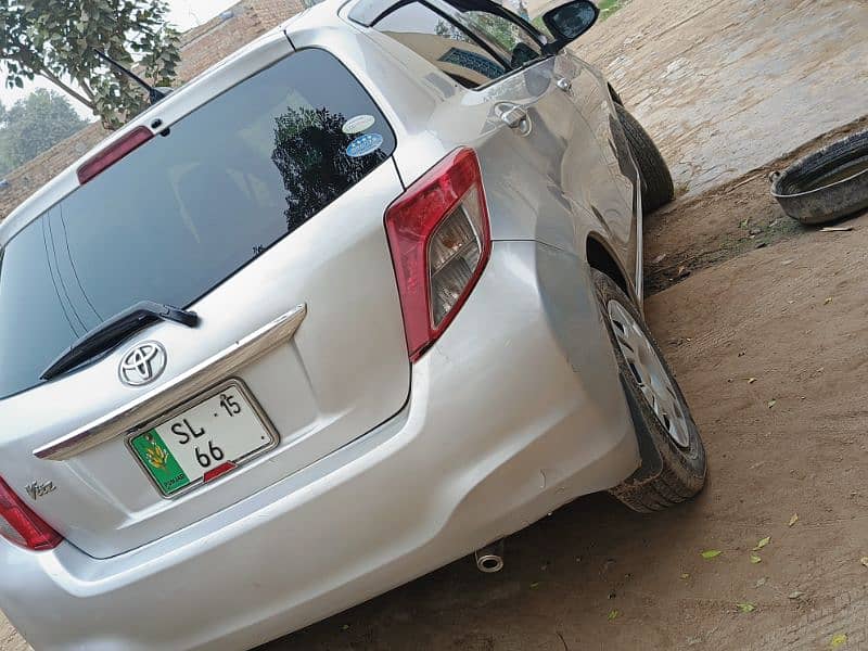 Toyota Vitz 2015 2