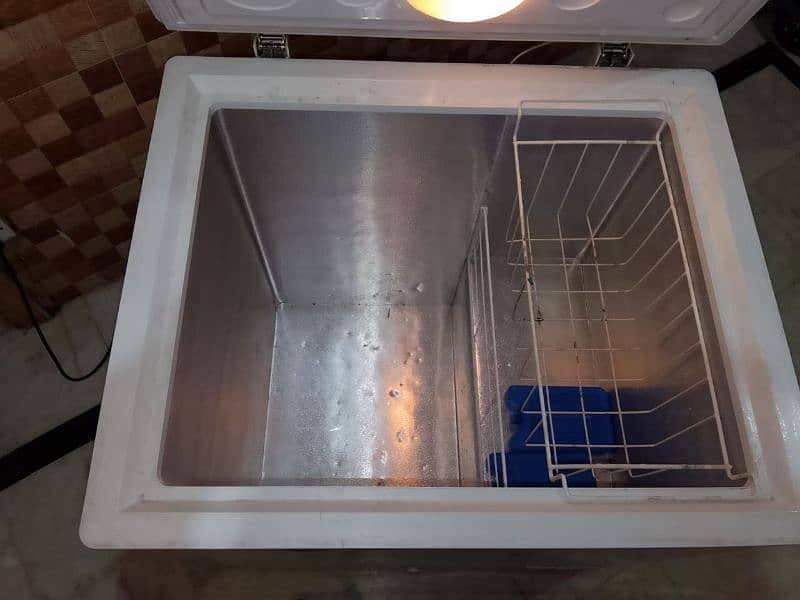 Haier Deep Freezer Excellent condition HDF245 4