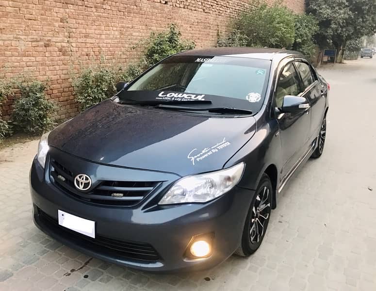 Toyota Corolla GLI 2013 0