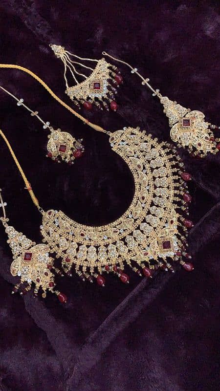 Bridal Jewellery Set ( Urgent Sell ) 3