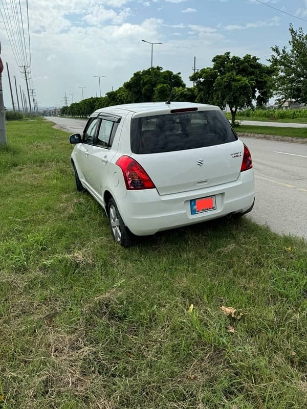 Suzuki Swift 2019 First owner total genuine 4