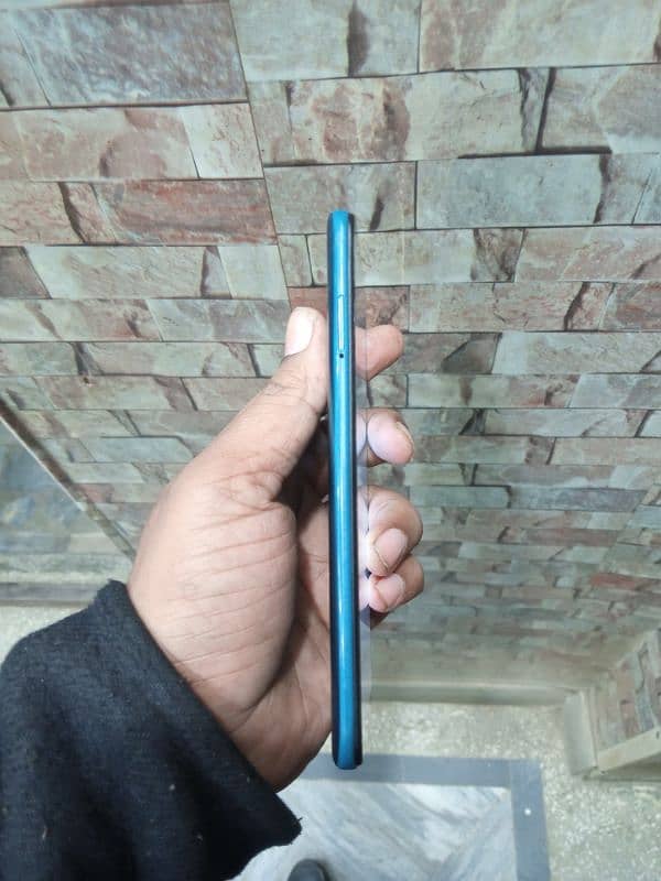 Redmi note 9   4+2 GB ram 128 GB memory 5