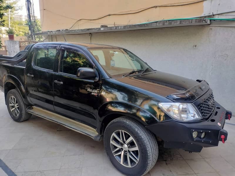 Toyota Hilux 2010 4