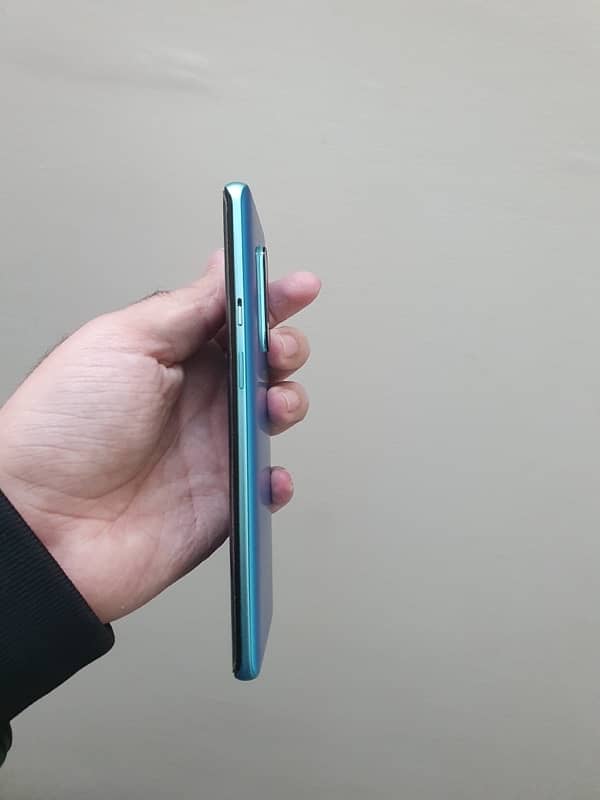 One Plus 8 Pro 16/256GB 3