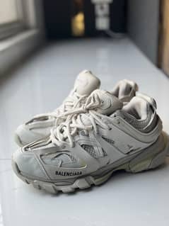 BALENCIAGA TRACK 43