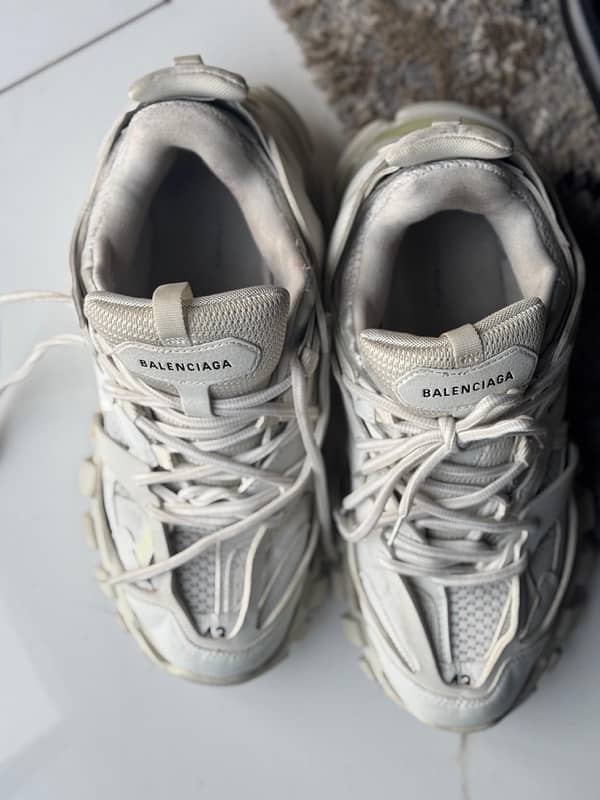 BALENCIAGA TRACK 43 SNEAKERS 1