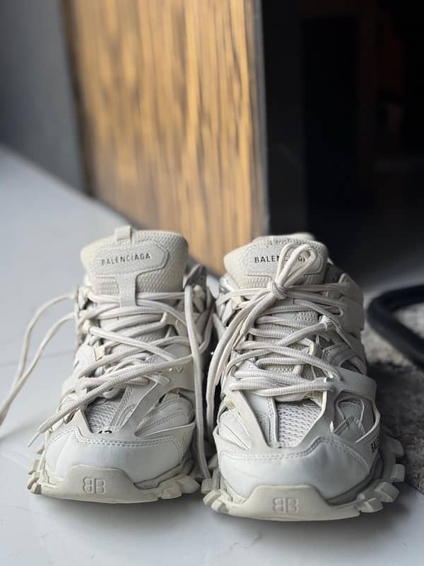 BALENCIAGA TRACK 43 SNEAKERS 3