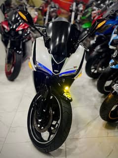 Yamaha YZF-R3 250cc Heavy bike