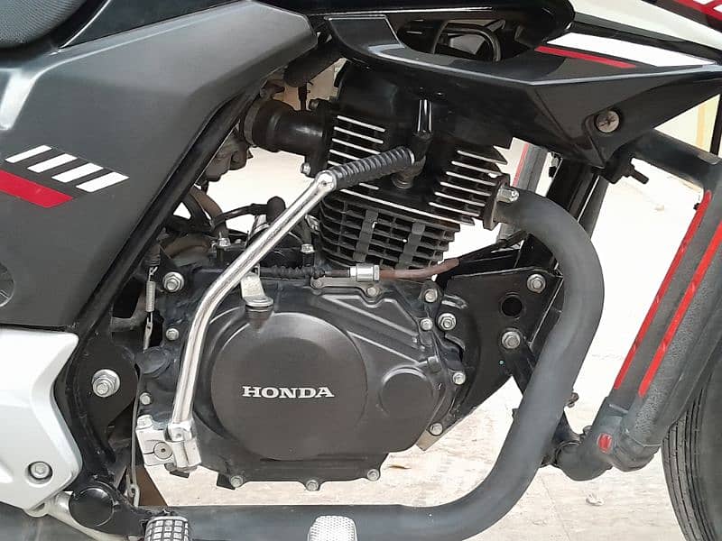 Honda CB 150F 2024 for sale 8