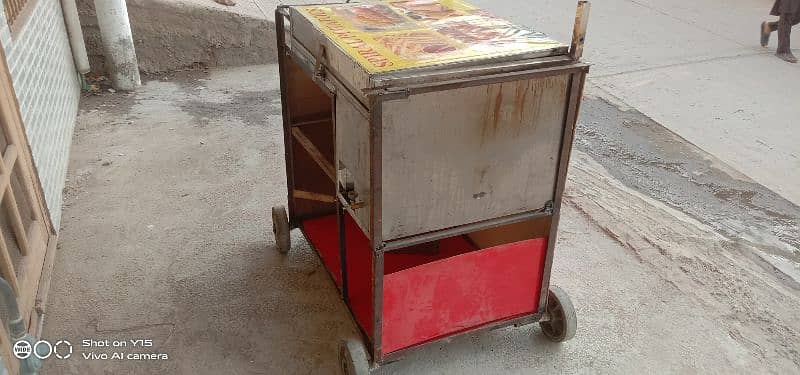 chips fryer witn moveable cort 3