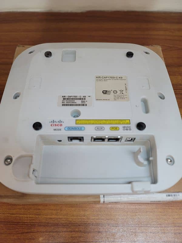 Cisco 3702i/ 2702i Access Point 1