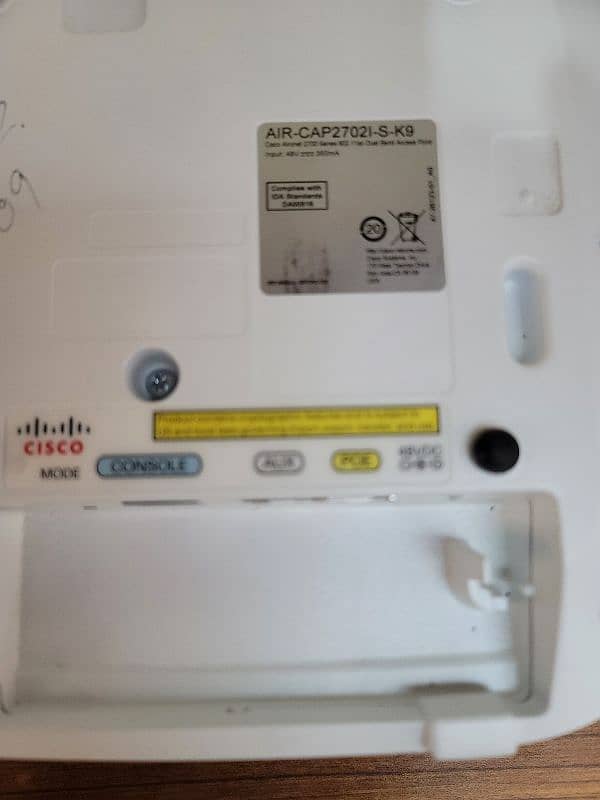 Cisco 3702i/ 2702i Access Point 8