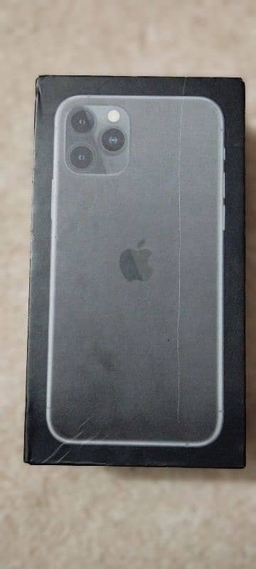 iPhone 11 Pro 64 Gb ( Non PTA) 4