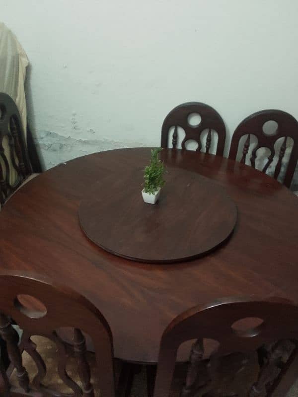 DINING TABLE 2