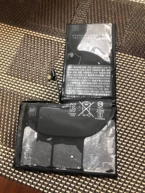 iPhone X original battery 1