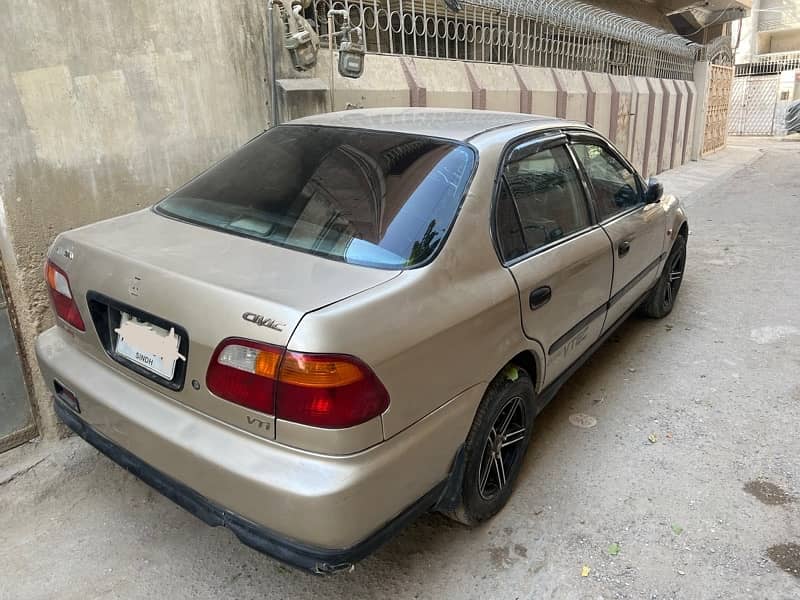 Honda Civic EXi 2000 1