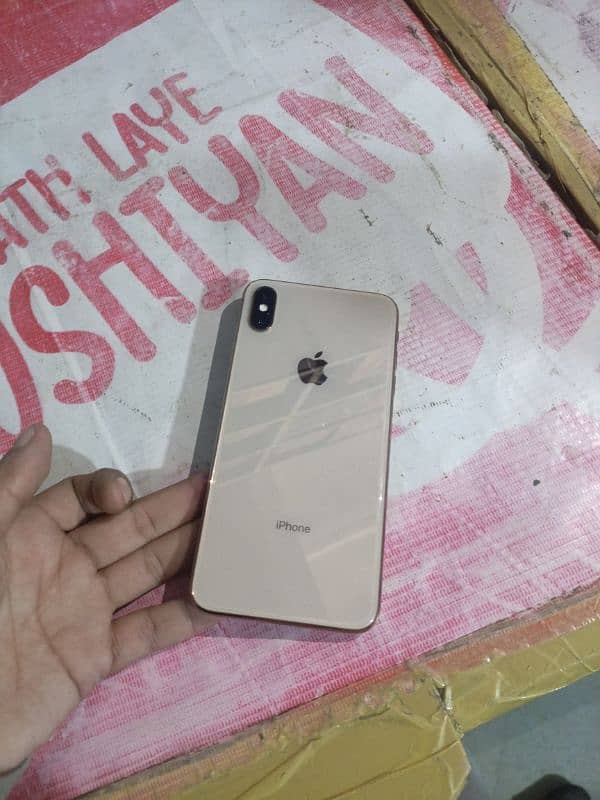 good condition Iphone Xs Max 1