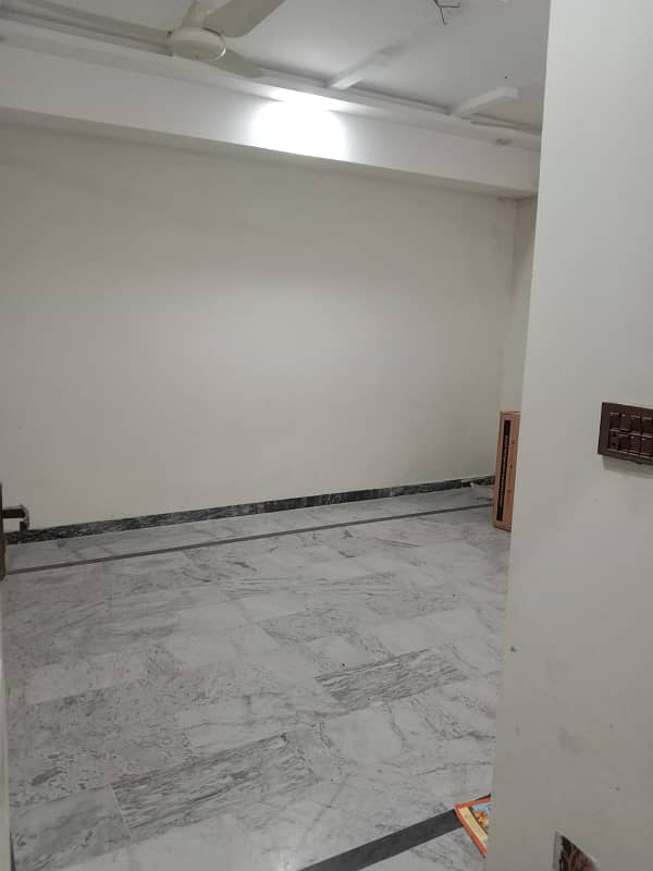 7 Marla Basement Availabe For Rent in G-15 Islamabad. 5