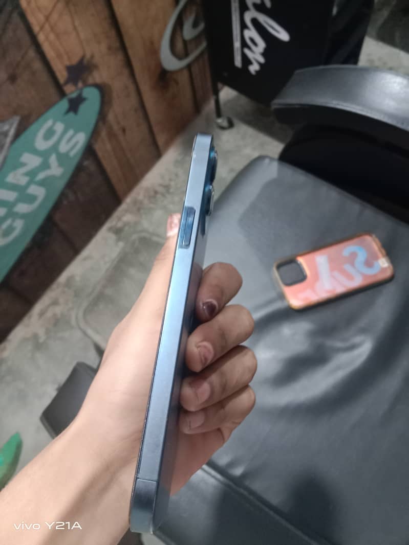 I phone 12 pro max factory unlocked 10 condition 10 1