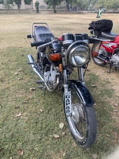 Suzuki GS 150 2013 Model in prestine condition