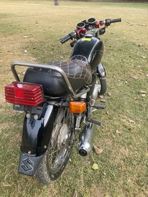 Suzuki GS 150 2013 Model in prestine condition 6