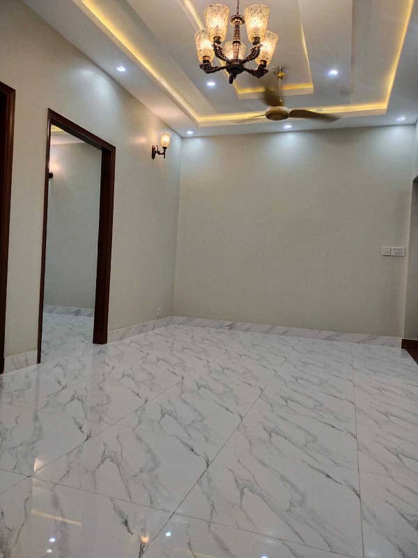 Panoramic view of Clifton Opp Dolmen Shopping Mall full luxurious apartment for Urgent Sale 0