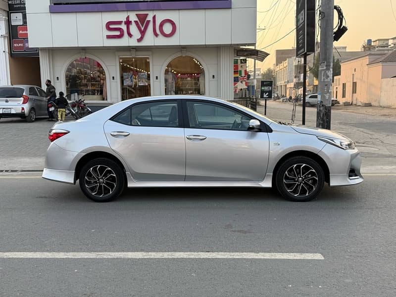 Toyota Corolla Altis 2022 13