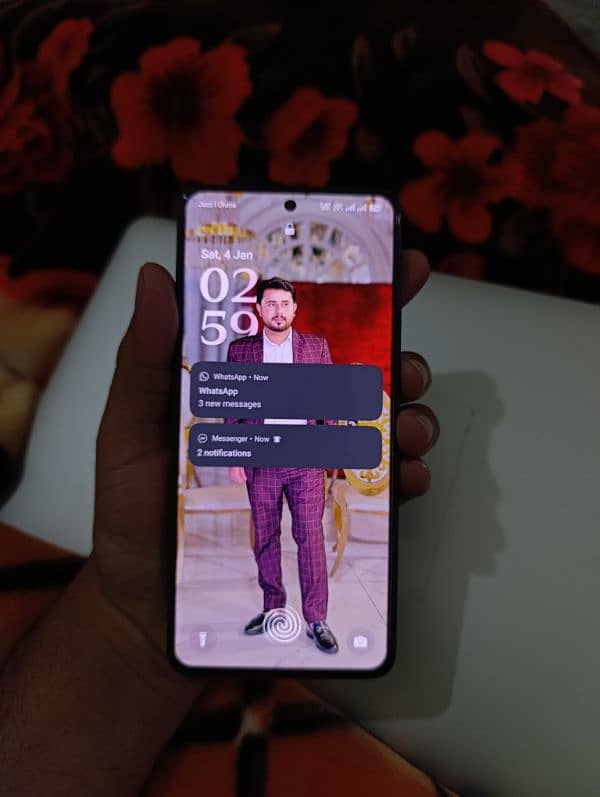 Oppo Reno 11f 4