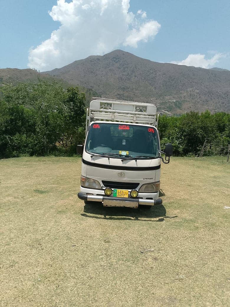 Toyota Dyna 2002 Model 1